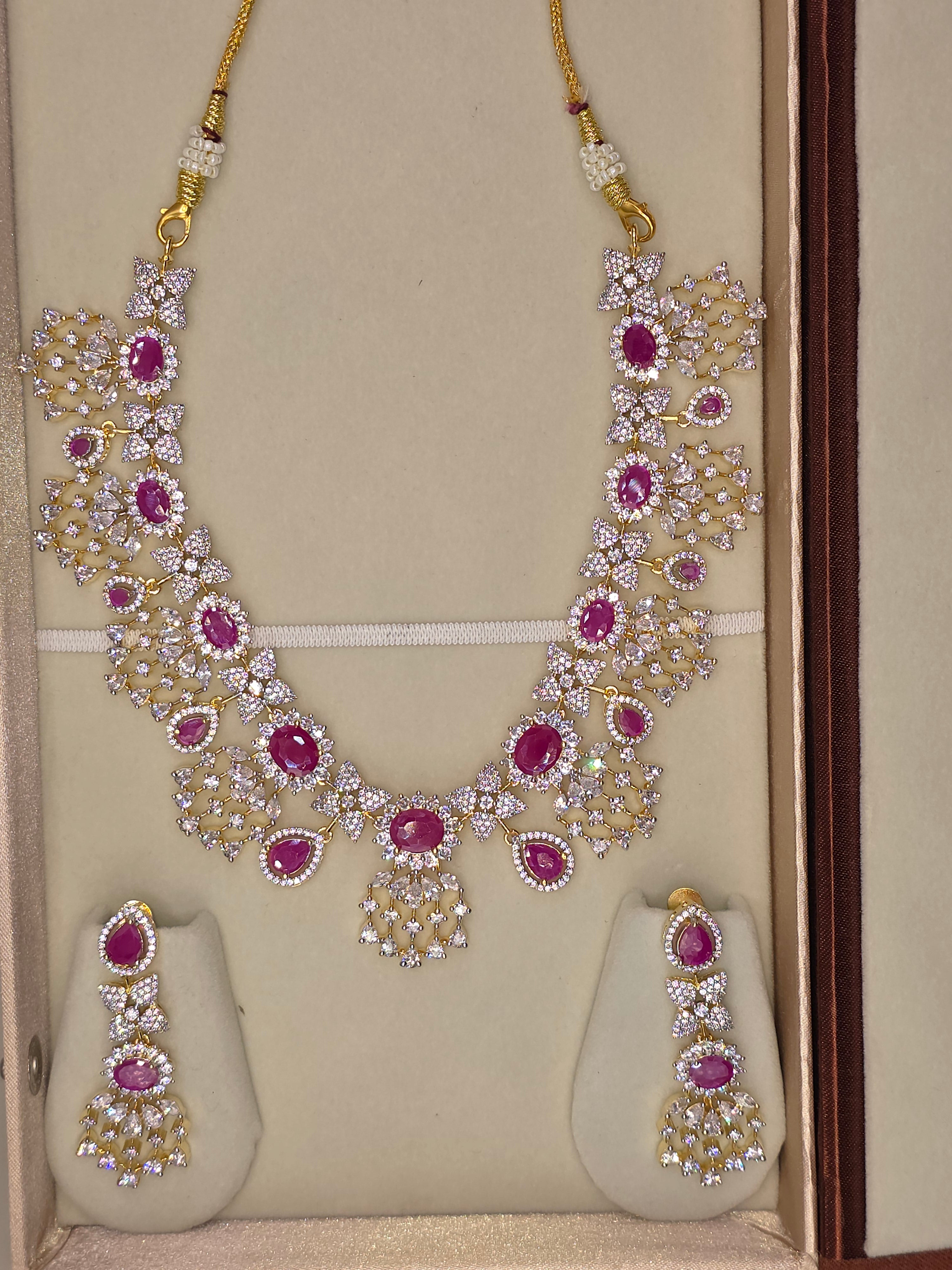 Emerald Royale Radiance Set/Ruby Royale Radiance Set