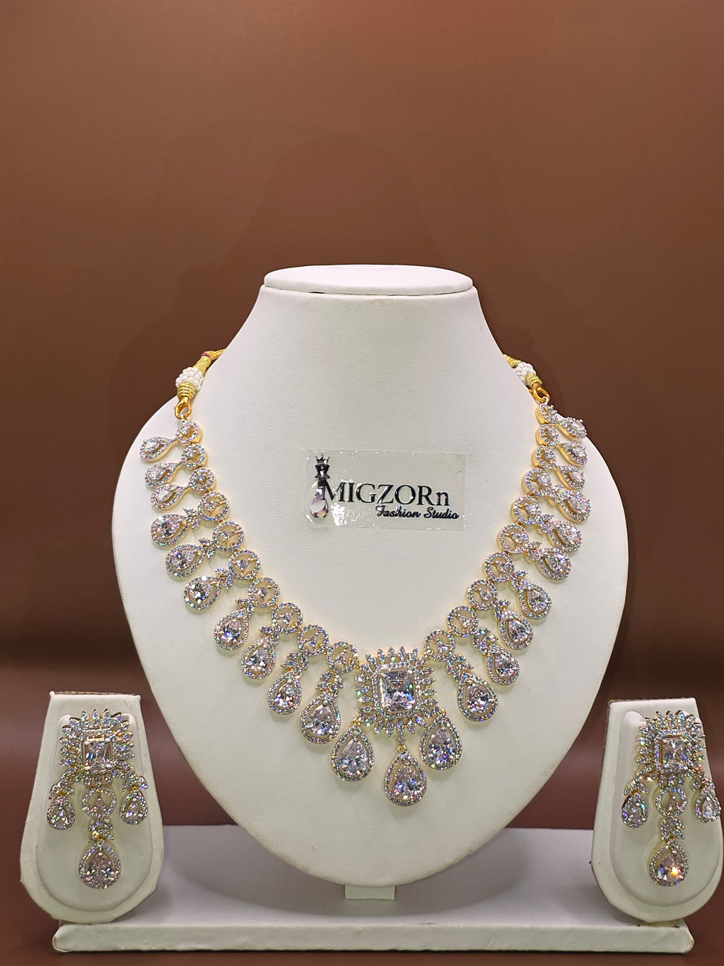 MIGZORn Crystal Royale Teardrop Necklace