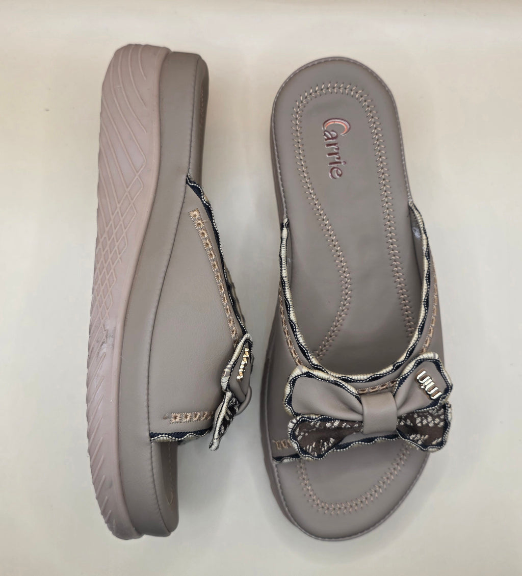 Grace Bow Comfort Wedges