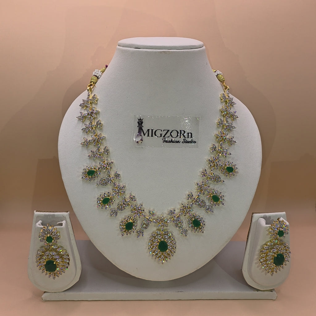 Emerald Floral Royale Radiance Suite