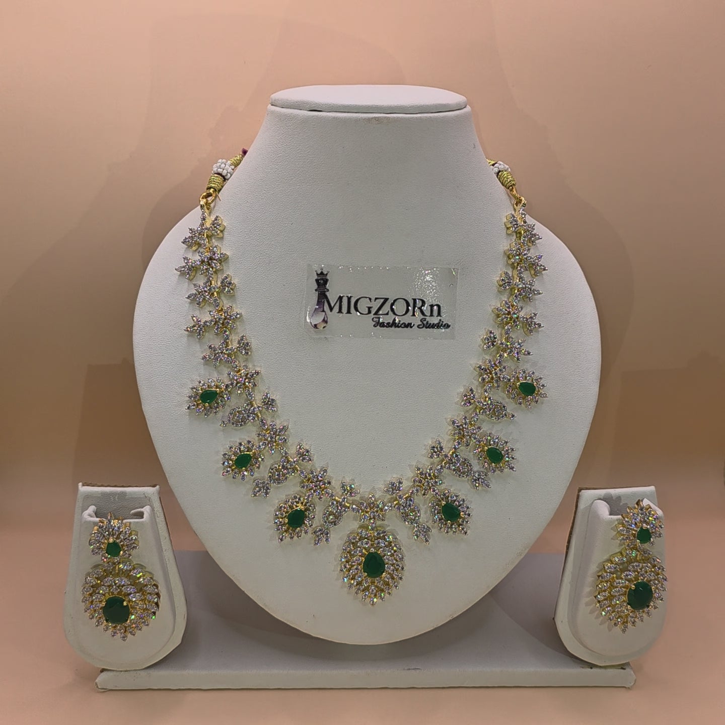 Emerald Floral Royale Radiance Suite